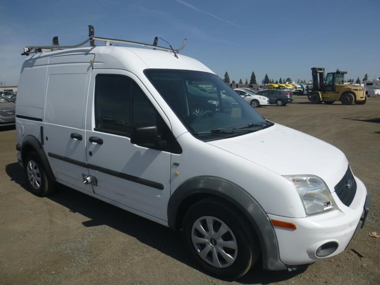 2012-ford-transit-connect-image-2