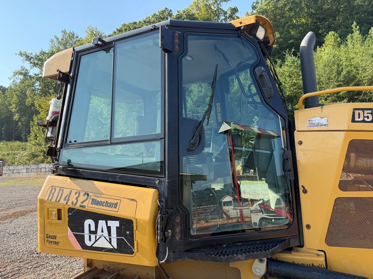 caterpillar-d5k2-lgp-image-62