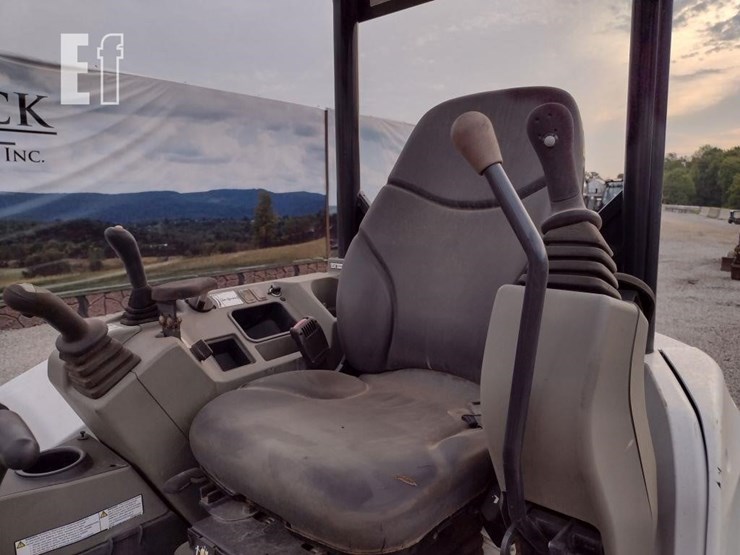 2020-bobcat-e50-image-10