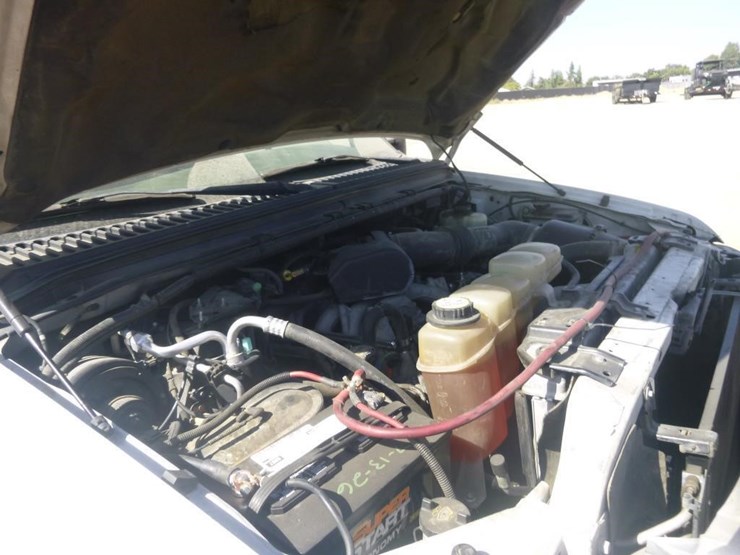 2003-ford-f450-image-32