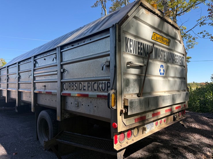 2002-international-durastar-4300-image-29