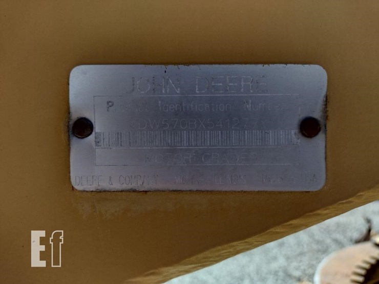 1993-deere-570b-image-5