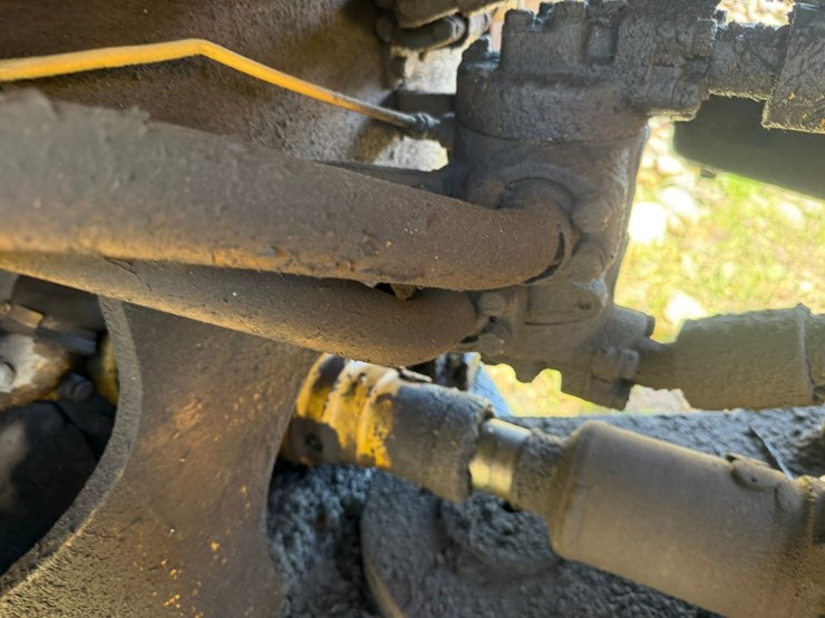 caterpillar-824b-image-28