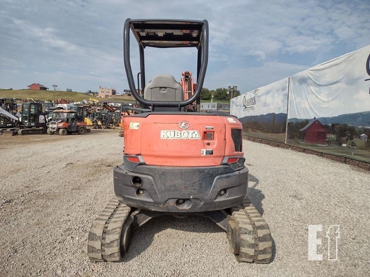 2014-kubota-u35-4-image-4