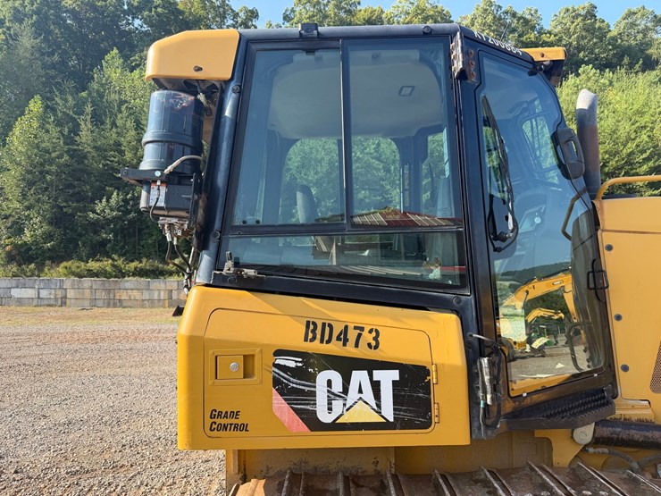 caterpillar-d5k2-lgp-image-59