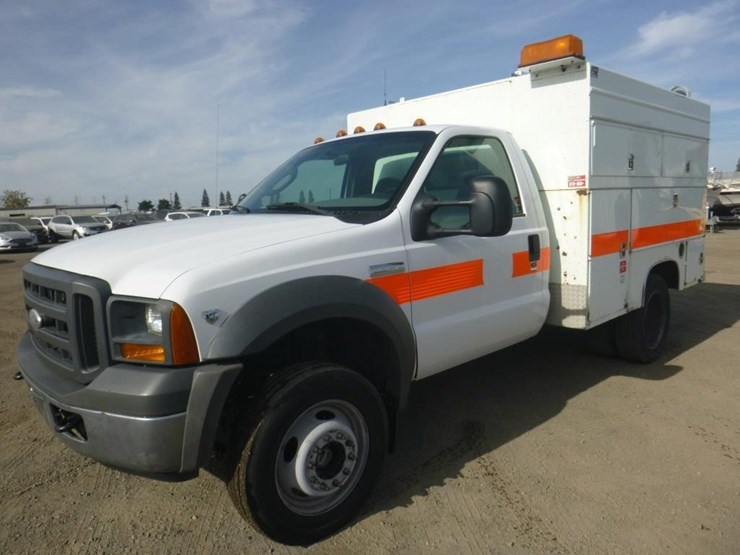 2005-ford-f450-image-1