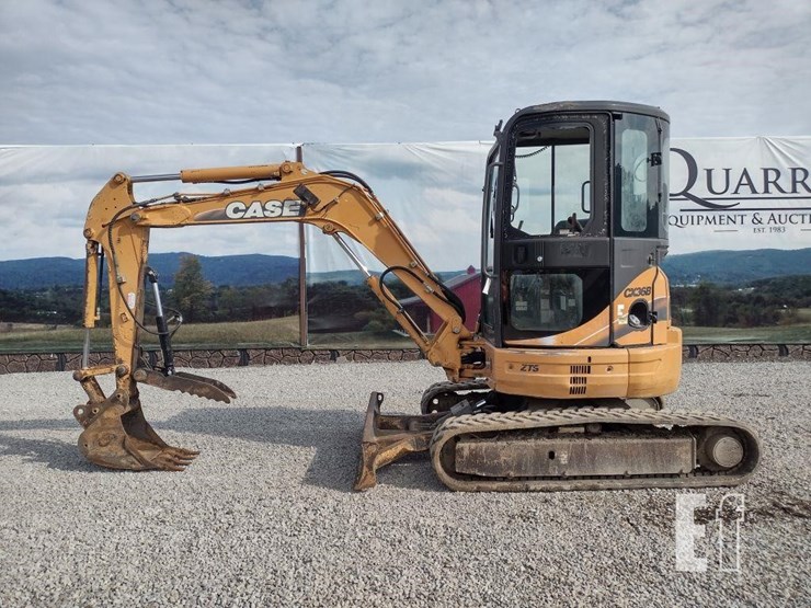 2011-case-cx36b-image-1