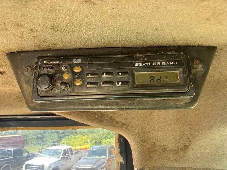 caterpillar-928g-image-105