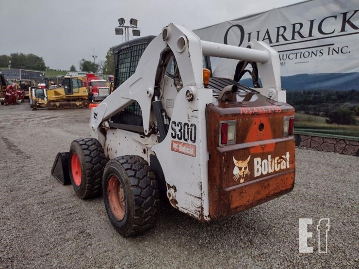 2009-bobcat-s300-image-27
