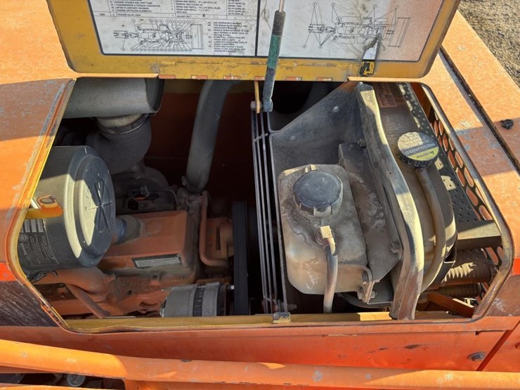 john-deere-310-image-48