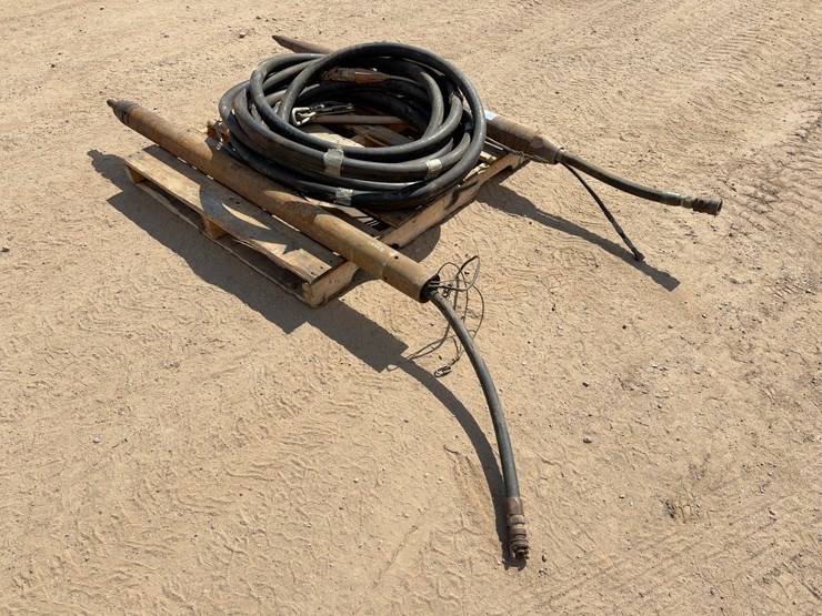 (2)-hydraulic-powered-moles-image-3