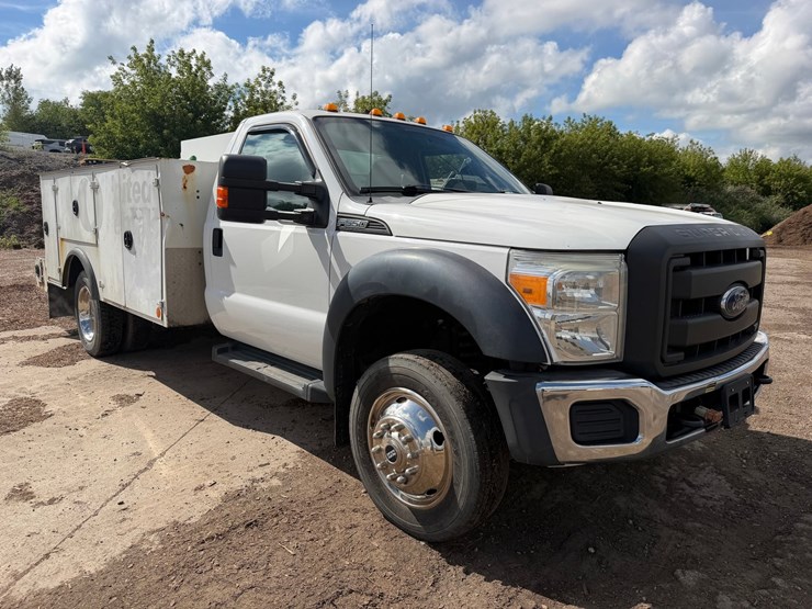 2015-ford-f550-image-7