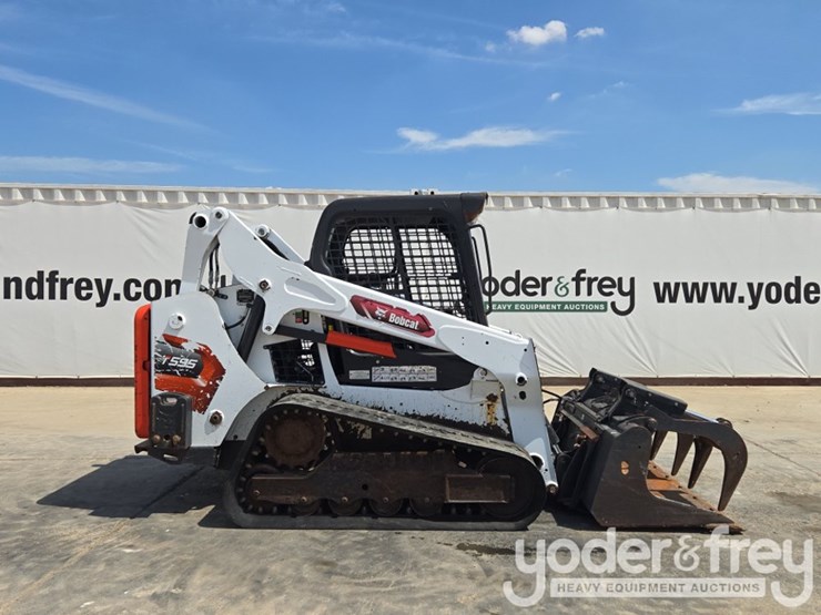 2023-bobcat-t595-image-6