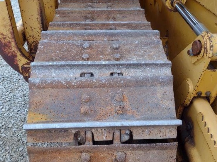 2000-deere-650h-lt-image-37