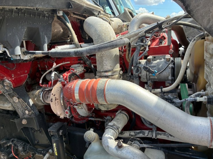 2016-international-prostar-image-9