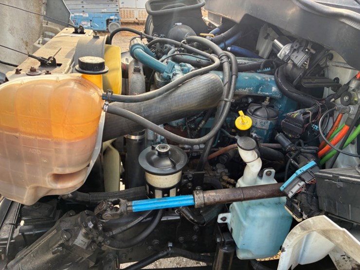 2008-international-durastar-4300-image-14