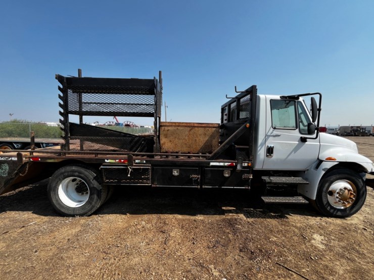2013-international-durastar-4300-image-4