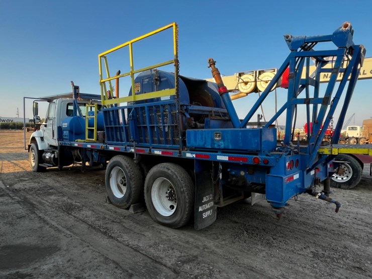 2006-international-workstar-7400-image-9