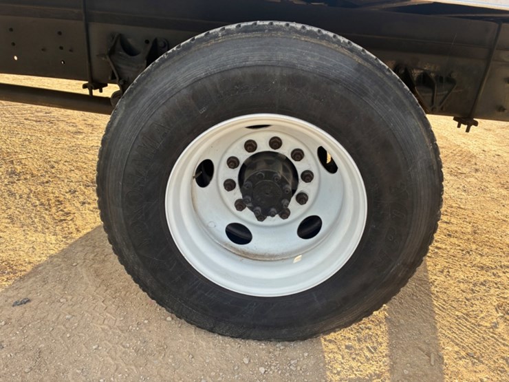 2008-international-durastar-4300-image-13