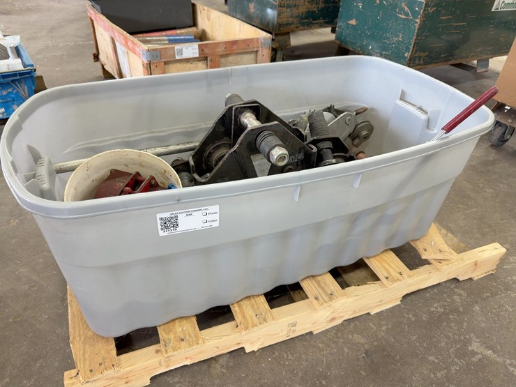 quantity-of-come-alongs-and-pulleys-image-1