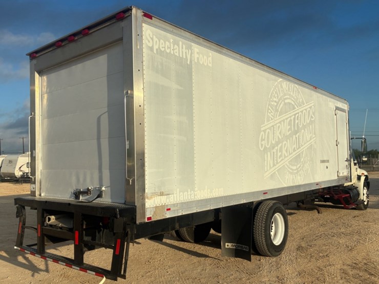 2008-international-durastar-4300-image-4