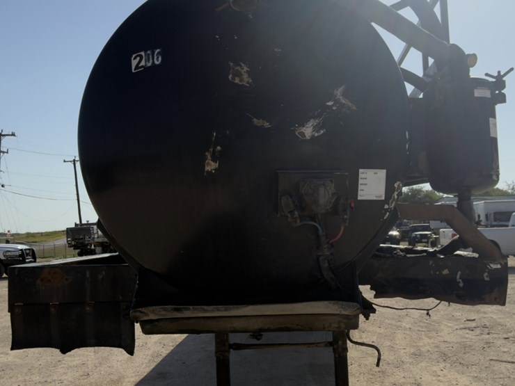 2014-troxell-130bbl-image-2