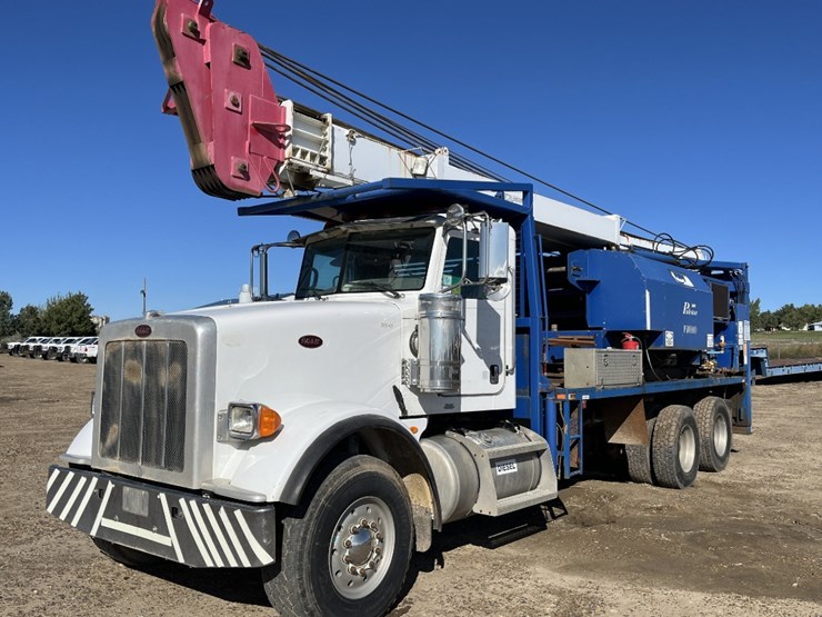 2009-peterbilt-367-image-1