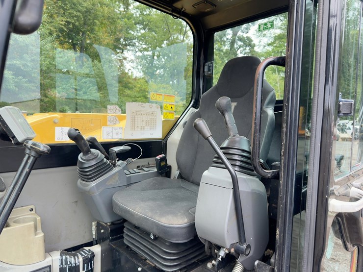 2013-caterpillar-308e-cr-image-37