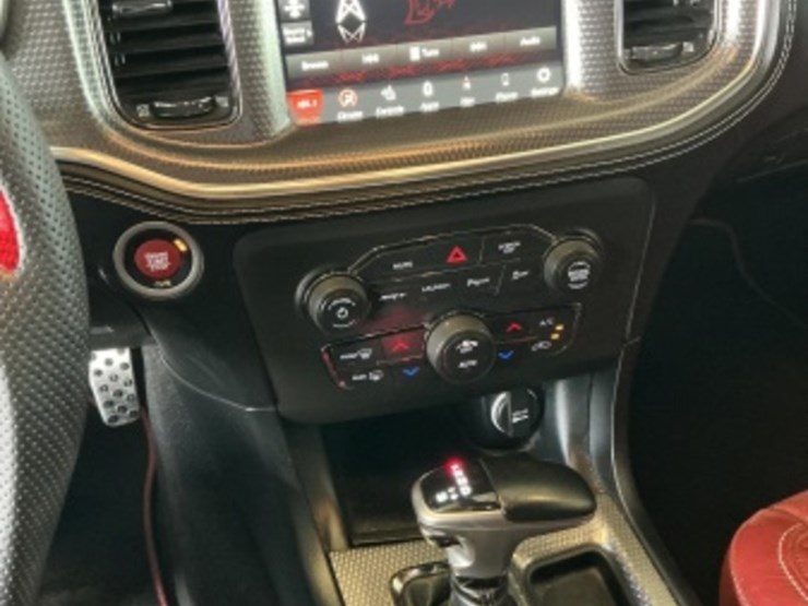 2021-dodge-charger-srt-hellcat-sdn-image-21