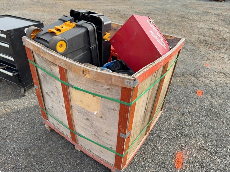 quantity-of-tool-boxes-image-4