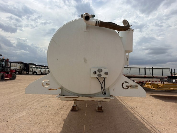 2010-galyean-vacuum-image-2