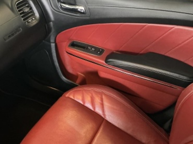 2021-dodge-charger-srt-hellcat-sdn-image-22