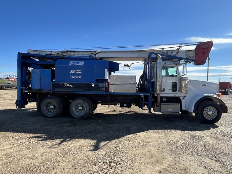 2009-peterbilt-367-image-4