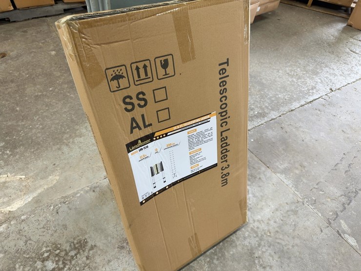 12’-telescoping-ladder-image-2