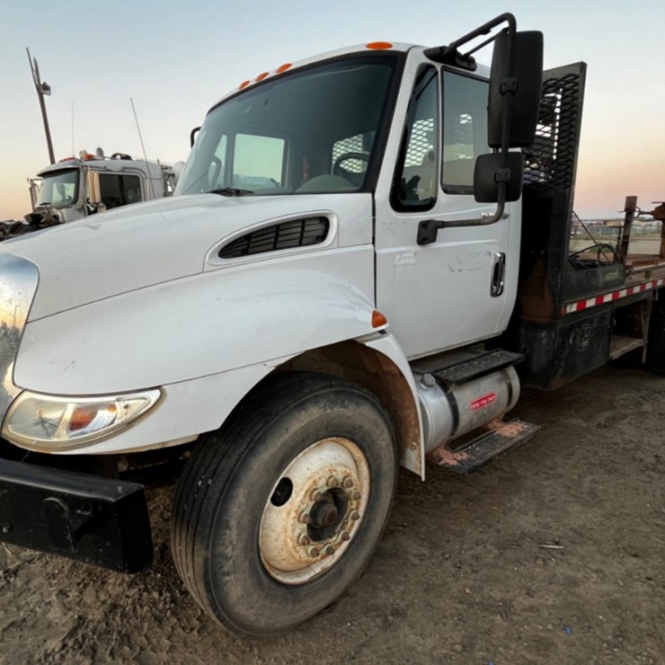 2013 INTERNATIONAL DURASTAR 4300