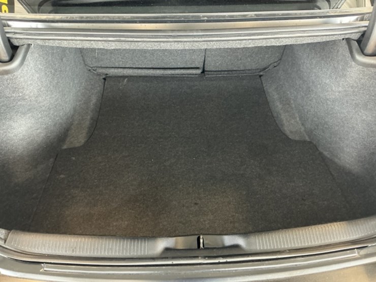 2021-dodge-charger-srt-hellcat-sdn-image-12