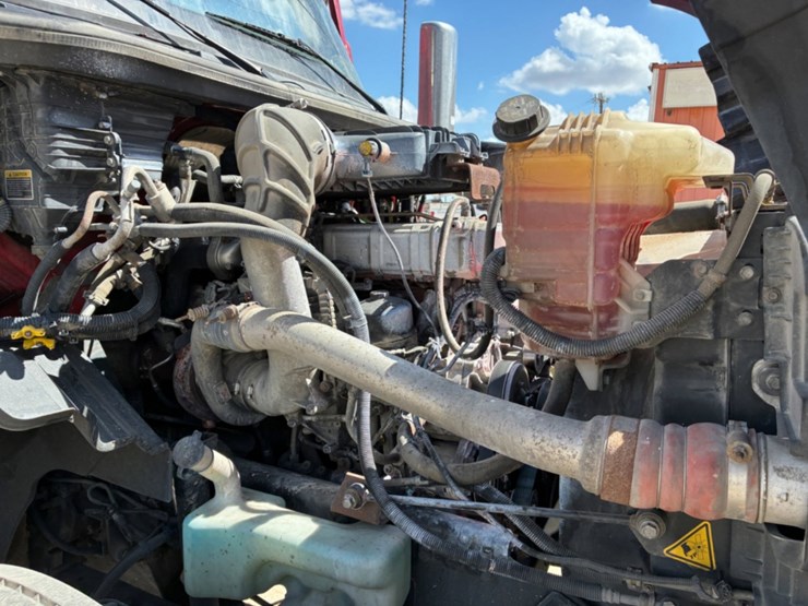 2019-international-lt-image-11
