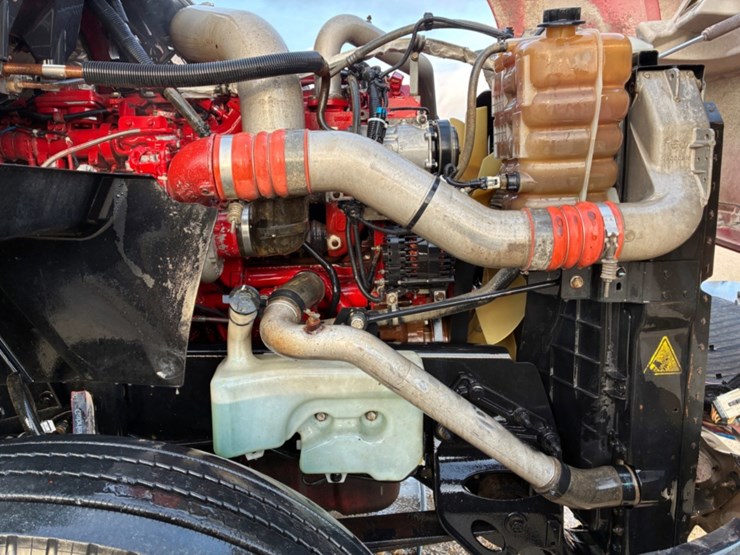 2016-international-prostar-image-9