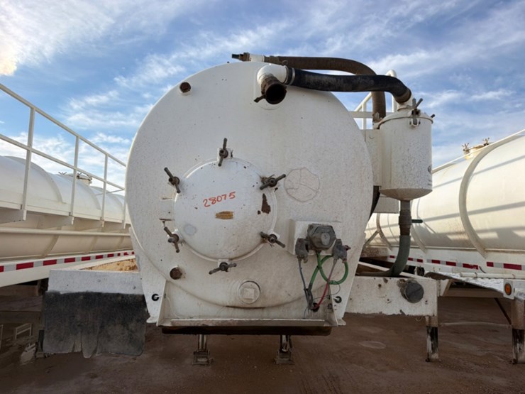 2011-troxell-130bbl-image-2