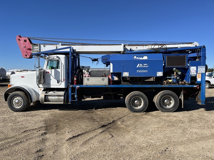 2009-peterbilt-367-image-8