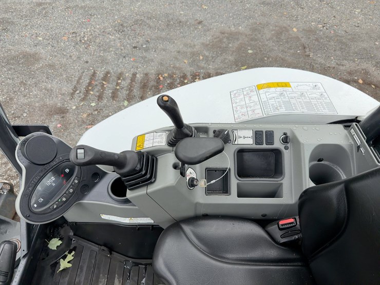 2023-bobcat-e35i-image-29