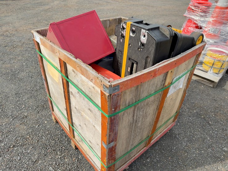 quantity-of-tool-boxes-image-2