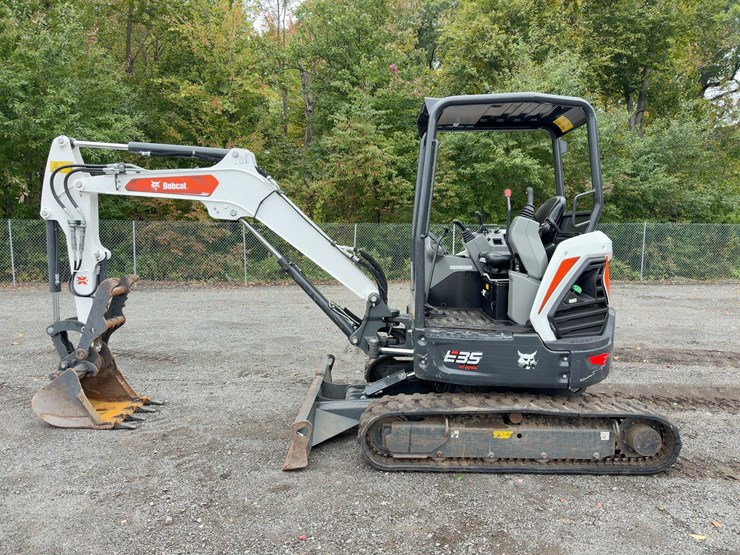 2023-bobcat-e35i-image-2