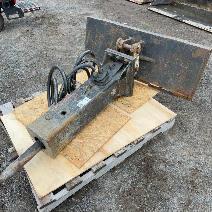 CHICAGO PNEUMATIC RX4 HYDRAULIC BREAKER HAMMER