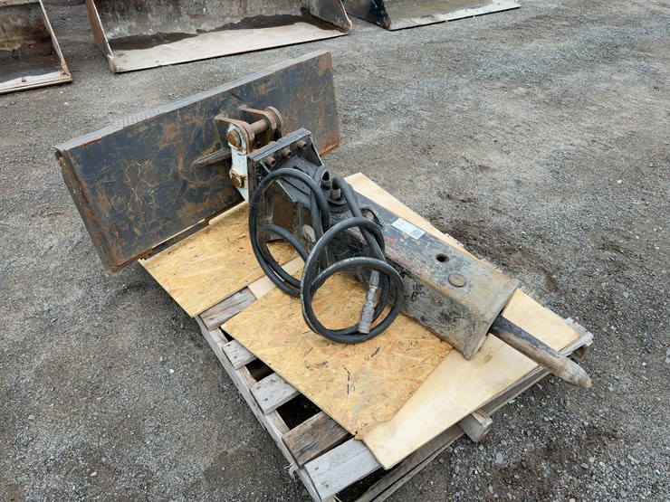 chicago-pneumatic-rx4-hydraulic-breaker-hammer-image-4