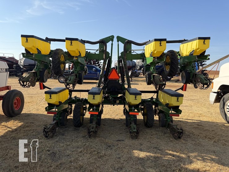 john-deere-1720-image-5