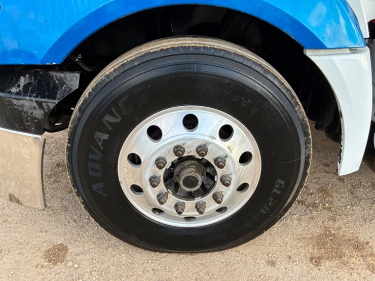 2016-international-prostar-image-11