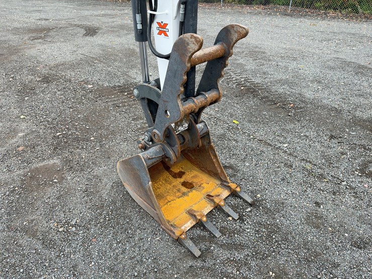 2023-bobcat-e35i-image-12