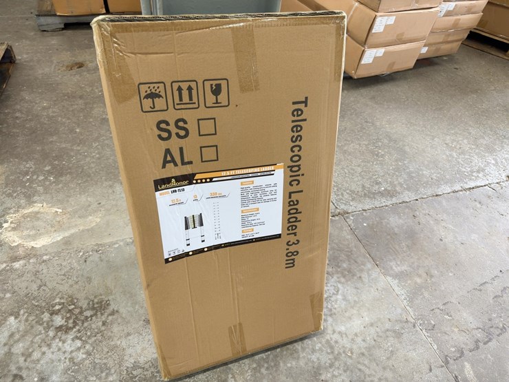 12’-telescoping-ladder-image-2