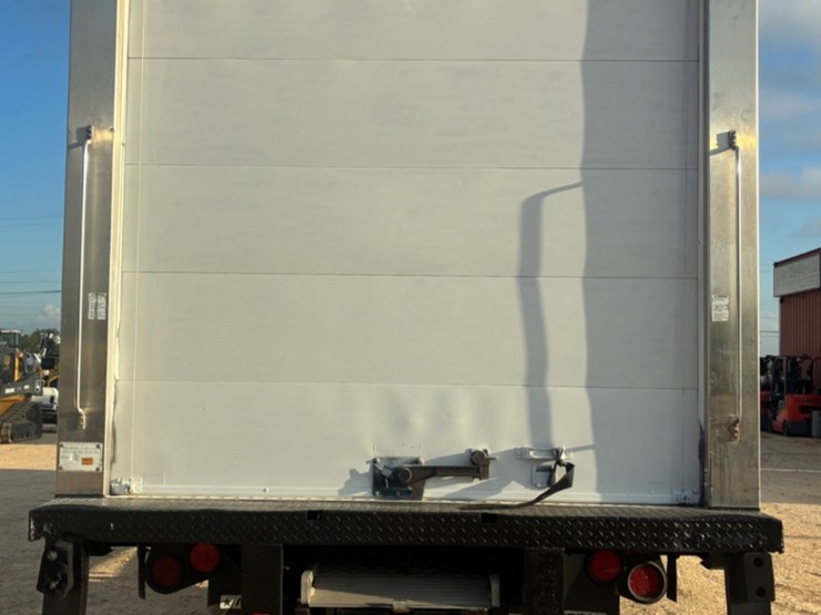 2008-international-durastar-4300-image-5